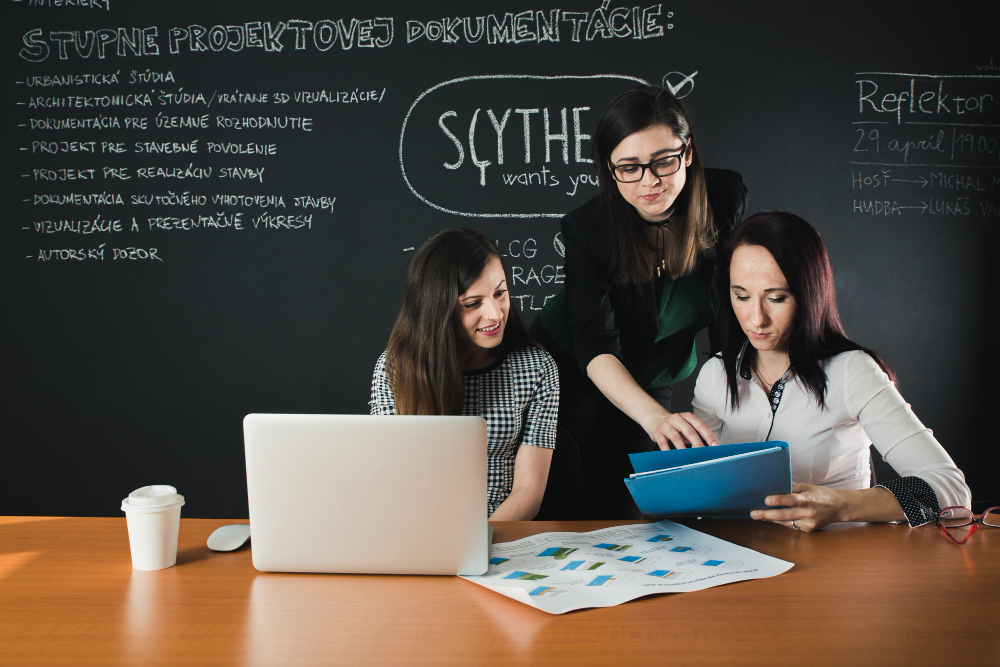 Domina Usuarios y Matrículas en Moodle